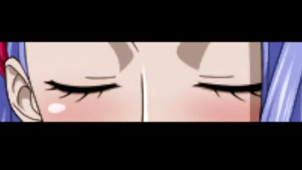 To skønheder under sekss par naudu gruppesex nyder sex og kommer på medlemmer.